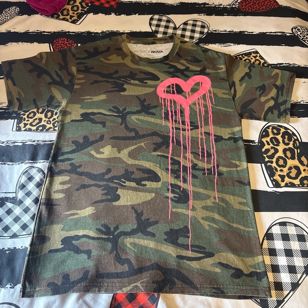 Fashion Nova Camo Tee with Pink Heart